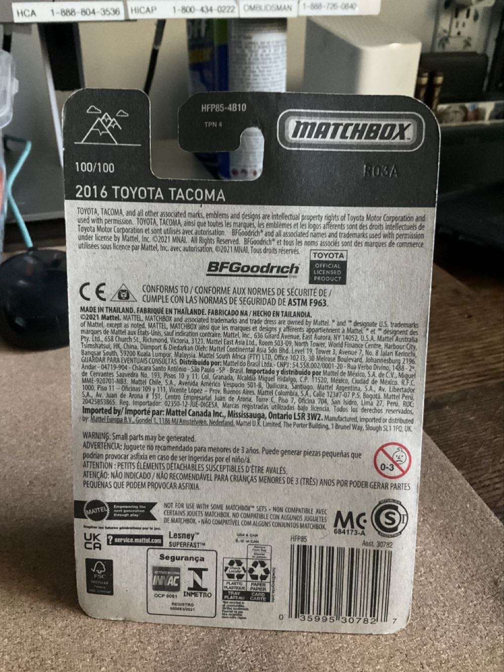 2016 Toyota Tacoma       100/100 - Special Features pez collectible [Barcode 035995307827] - Main Image 2