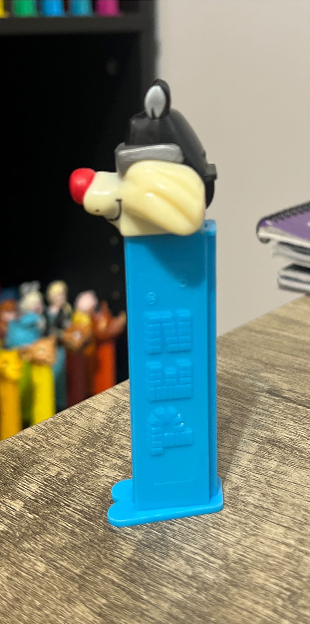 Sylvester “Jazzy Sylvester” - Looney Tunes-Cool Looney Tunes pez collectible - Main Image 4
