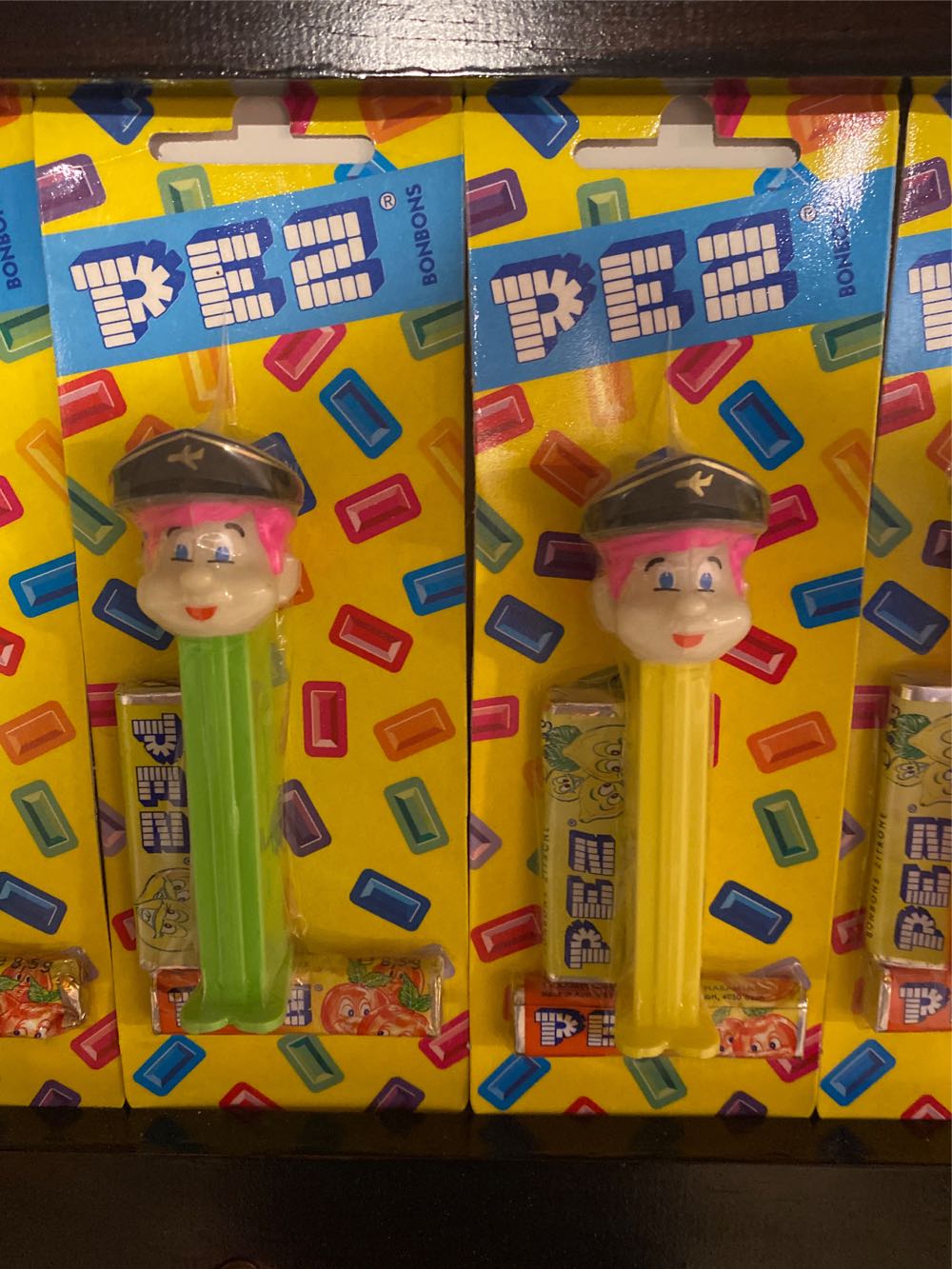 Glow In Dark - Pilot - Bonbon pez collectible - Main Image 3