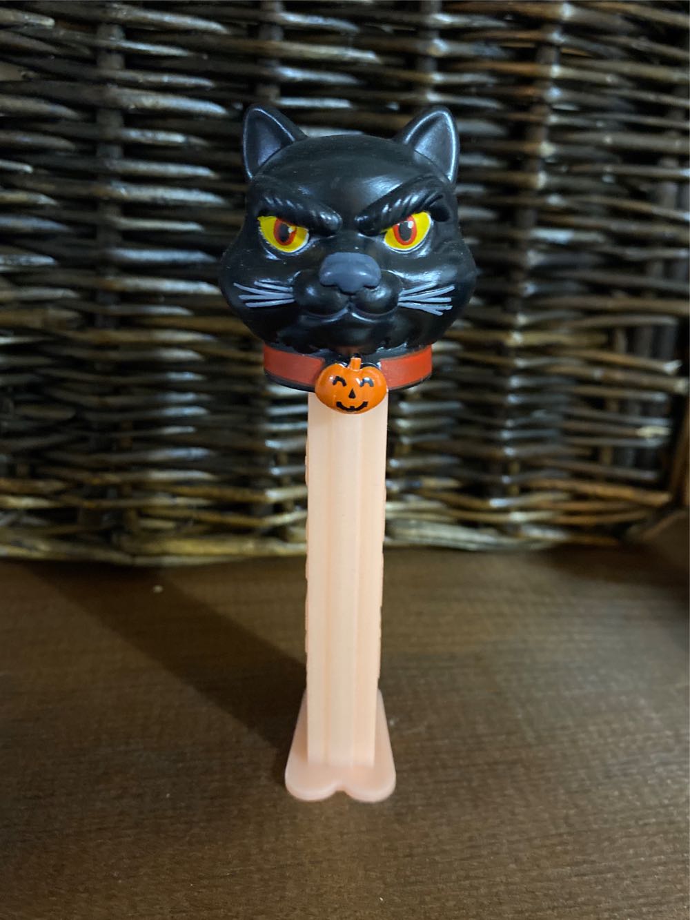Halloween - Cat - Halloween pez collectible - Main Image 2