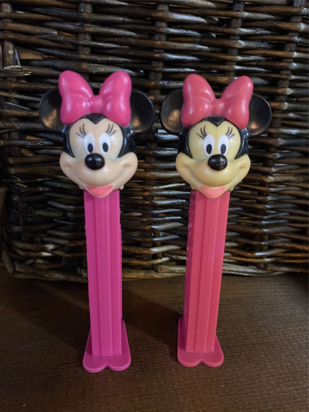 Disney - Minnie 4.9 - Disney pez collectible - Main Image 3