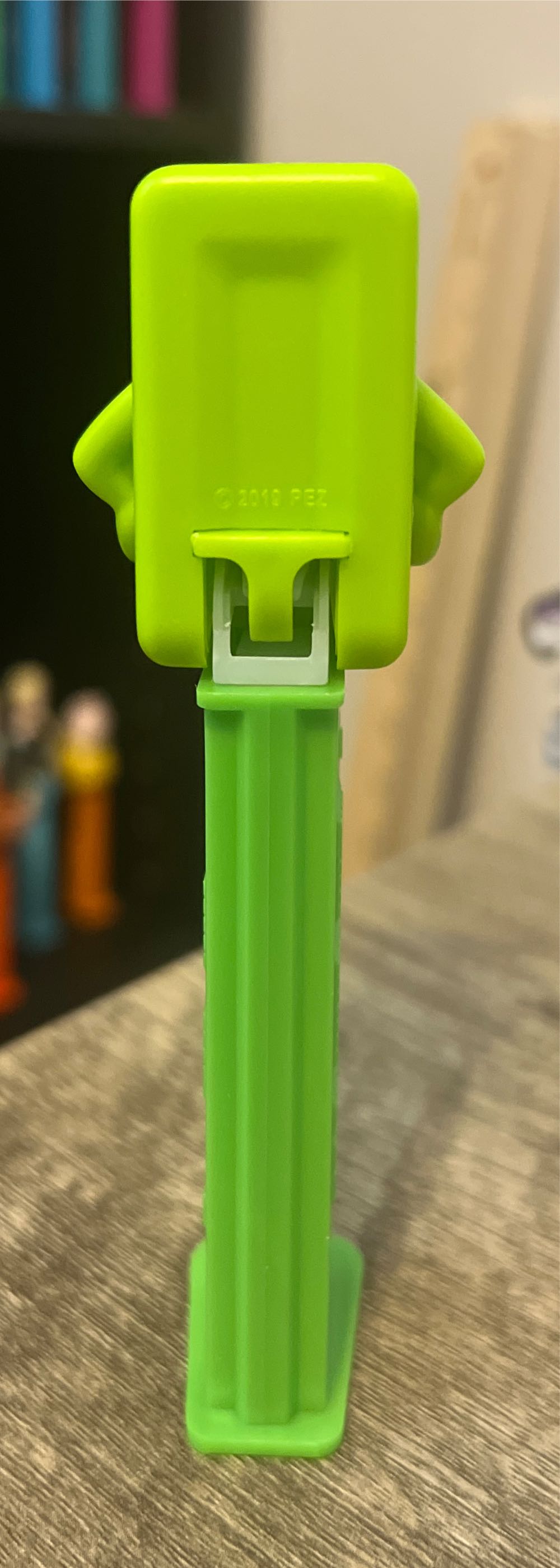 Sour Green Apple - PEZ Candy Mascot pez collectible - Main Image 3
