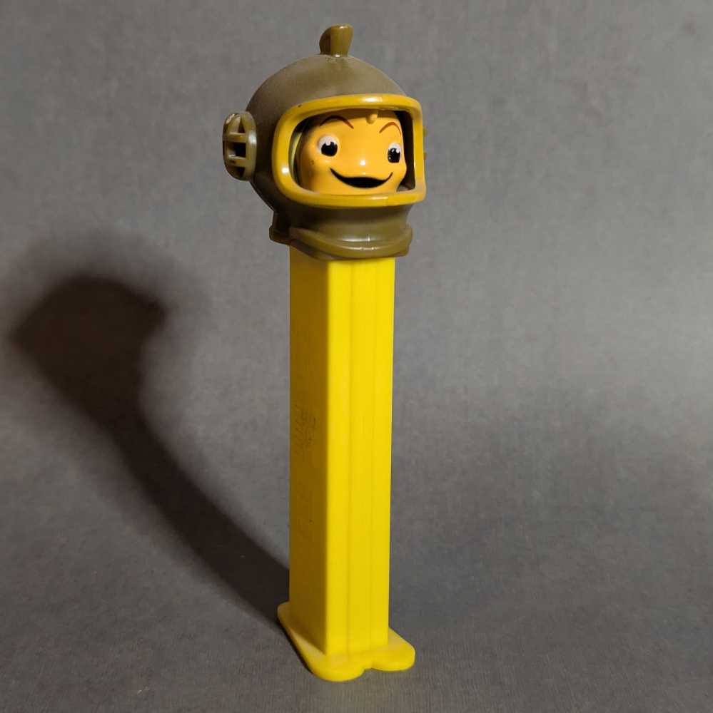 Chicken Little - Fish Out Of Water - Disney Chicken Little pez collectible - Main Image 2