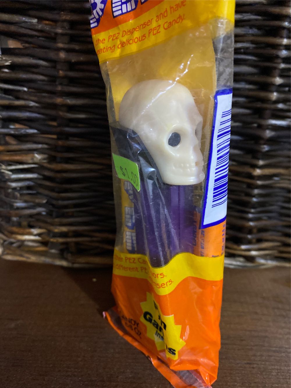 Halloween - Dr Skull  pez collectible - Main Image 2