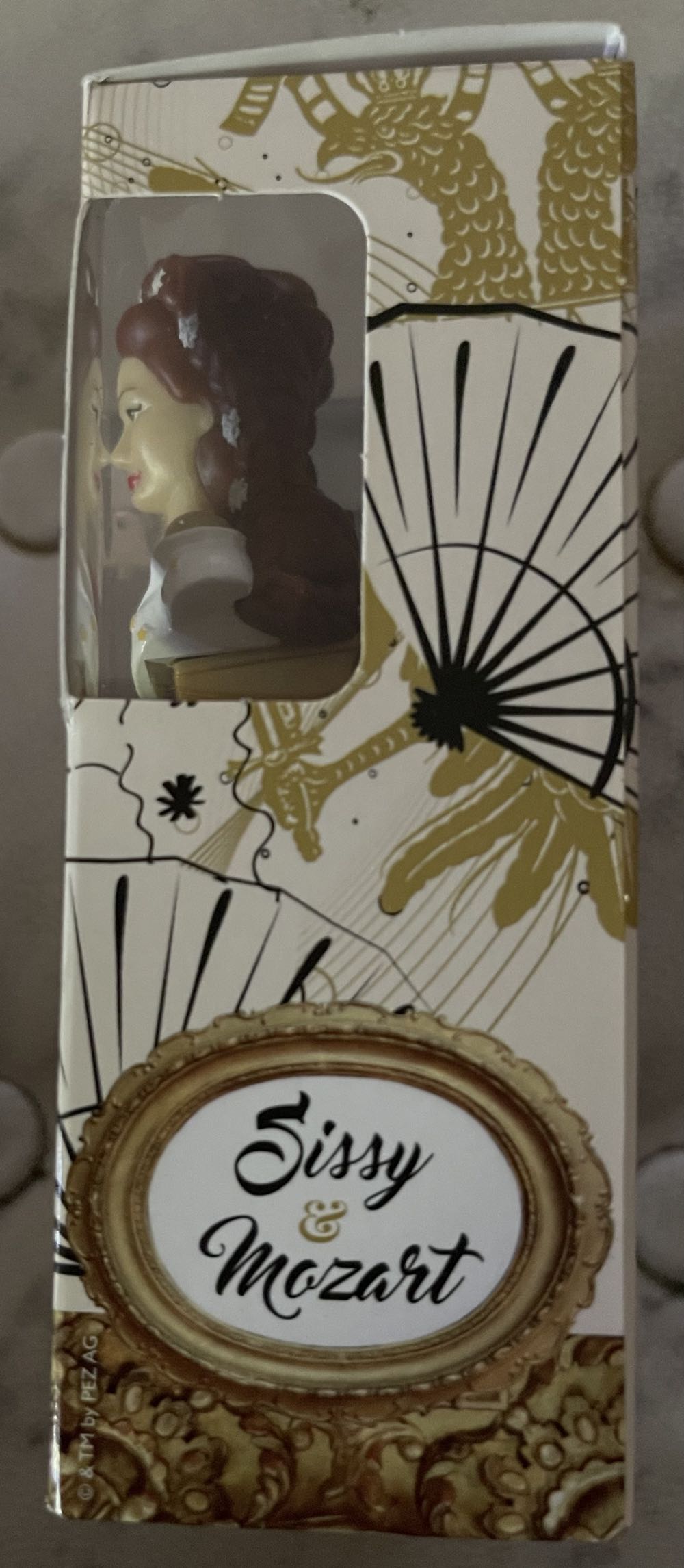 Mozart & Sissi Gift Set - Special Edition - Real People pez collectible [Barcode 9044400847682] - Main Image 3