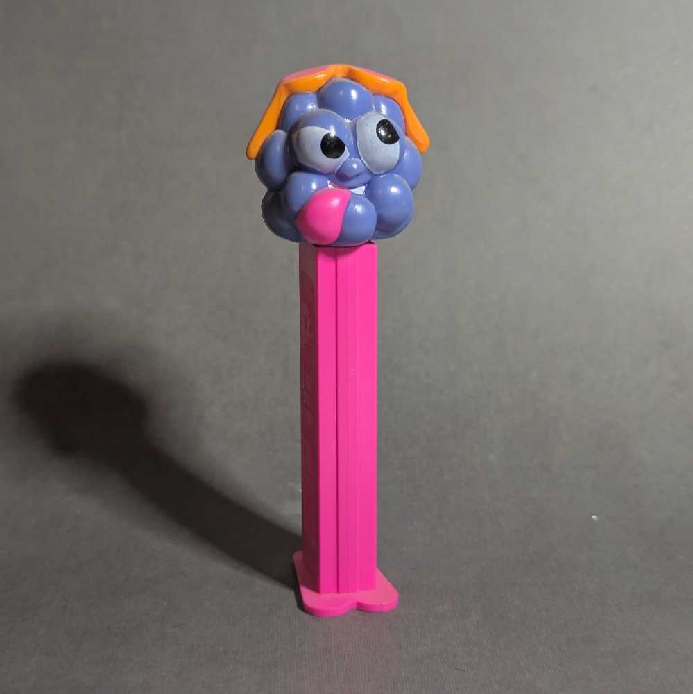 Sourz - PEZ Originals pez collectible [Barcode 073621090040] - Main Image 2