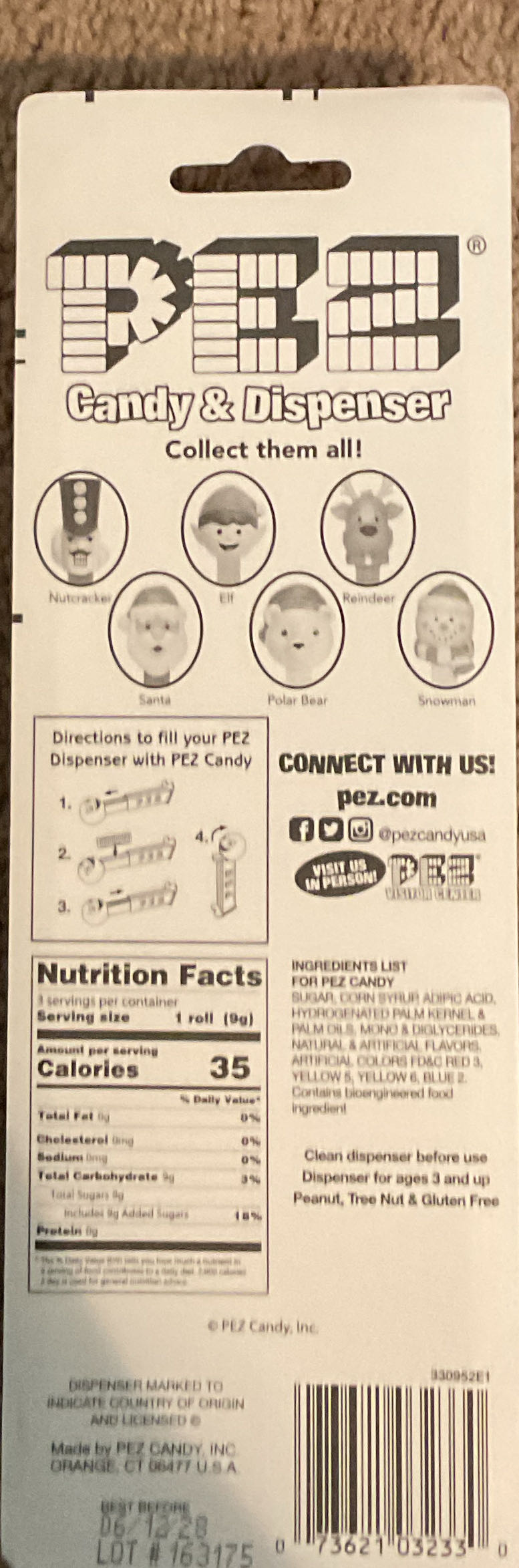 Merry Christmas - Santa 🎅🏻 2022🎄 - Christmas pez collectible [Barcode 073621032330] - Main Image 2