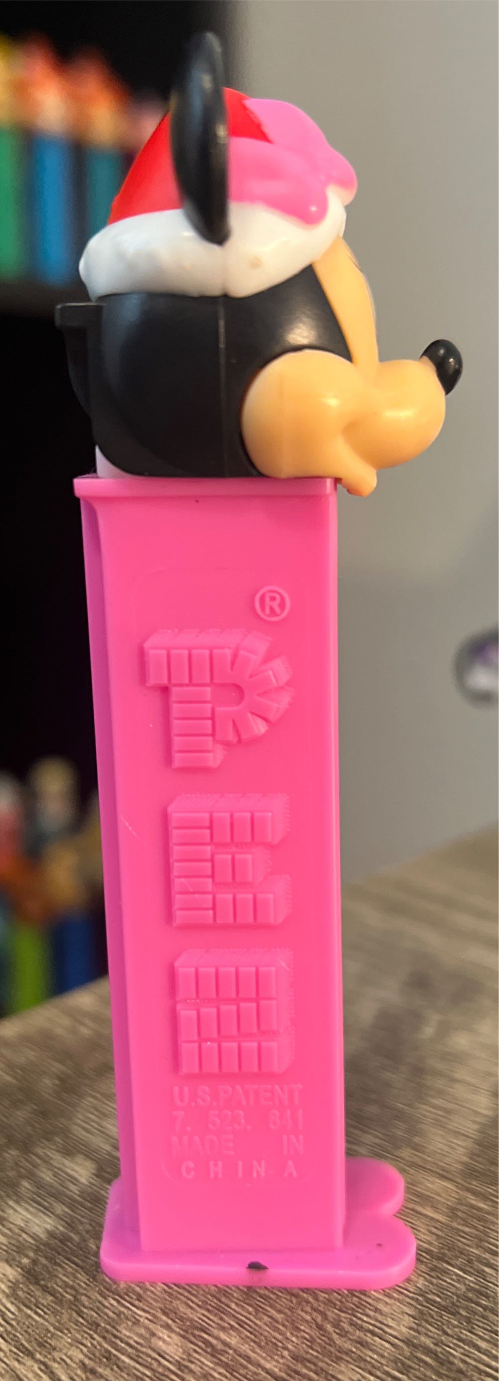 Minnie Mouse F/K - Disney Classic pez collectible - Main Image 2