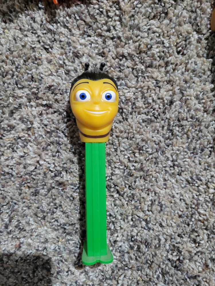 Bee Movie Barry B Benson - Movies & TV - DreamWorks pez collectible - Main Image 2