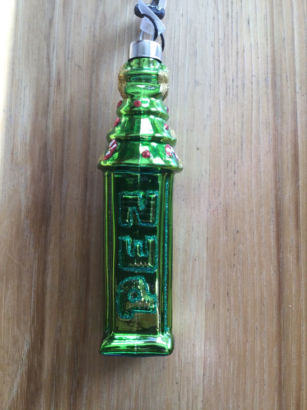 Kat And Annie Christmas Tree Glass Ornament -  Christmas pez collectible [Barcode 026301843269] - Main Image 4