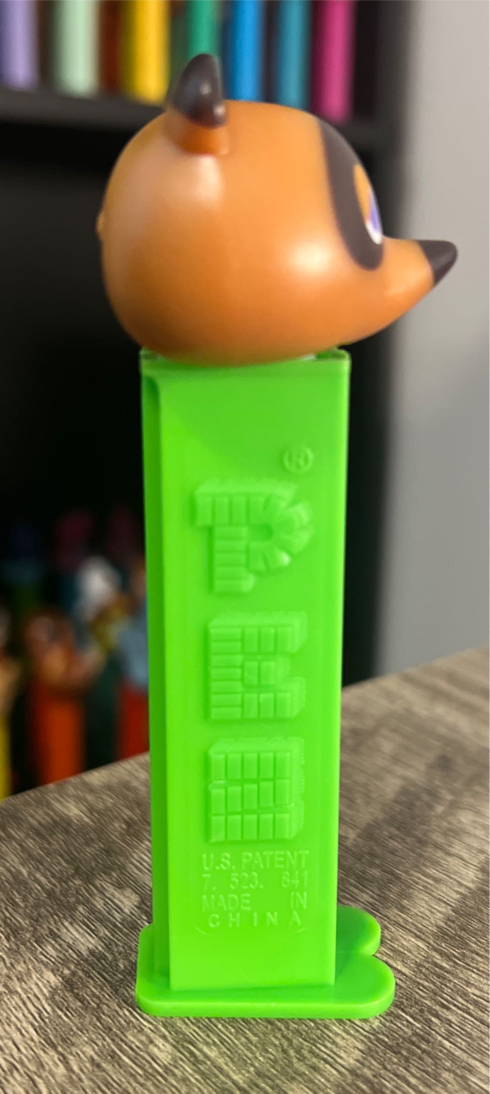 Nintendo - Animal Crossing - Tom Nook - Nintendo - Animal Crossing pez collectible [Barcode 073621095212] - Main Image 2