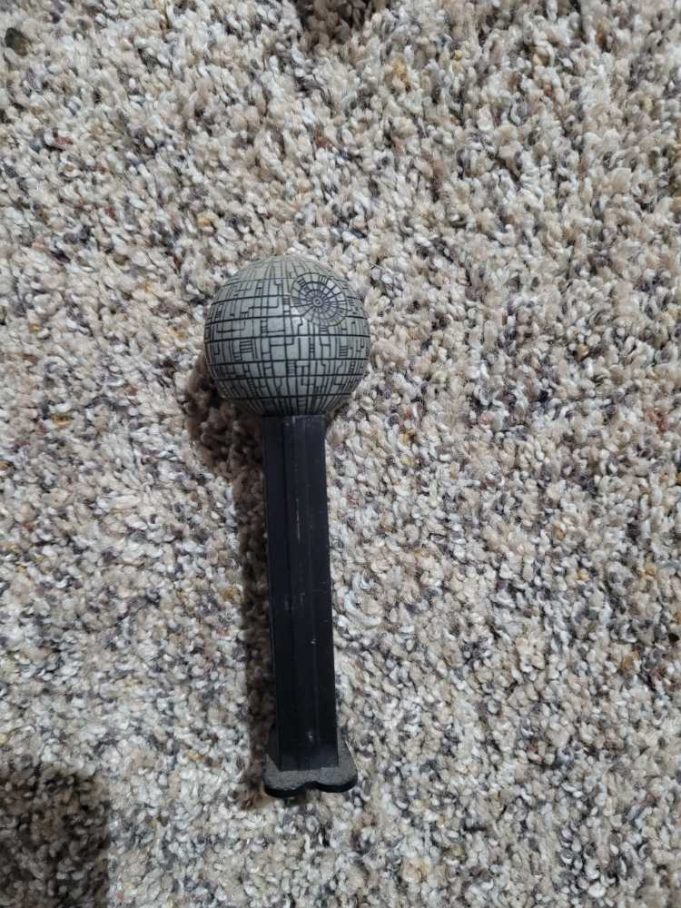 Star Wars: Death Star - Star Wars pez collectible - Main Image 2