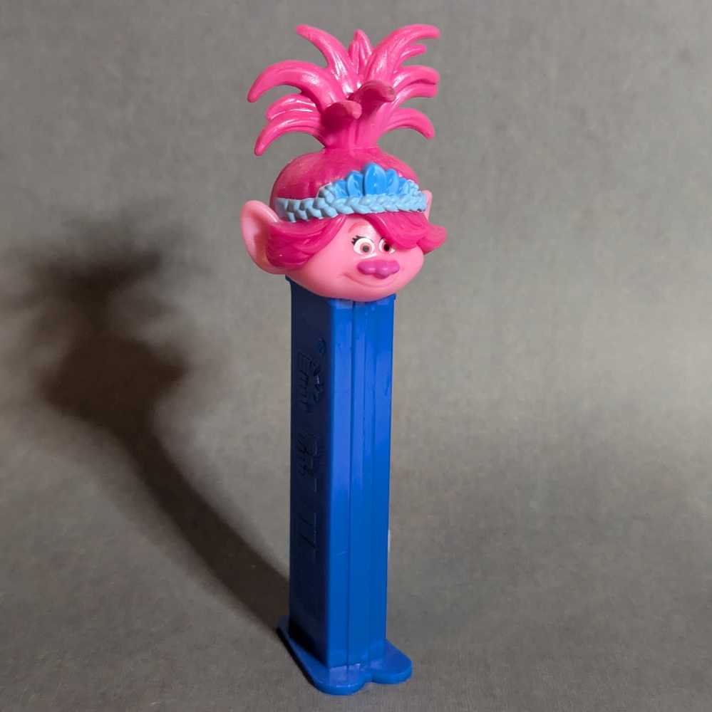 Trolls Band Together - Poppy C - Movies & TV - DreamWorks pez collectible - Main Image 2