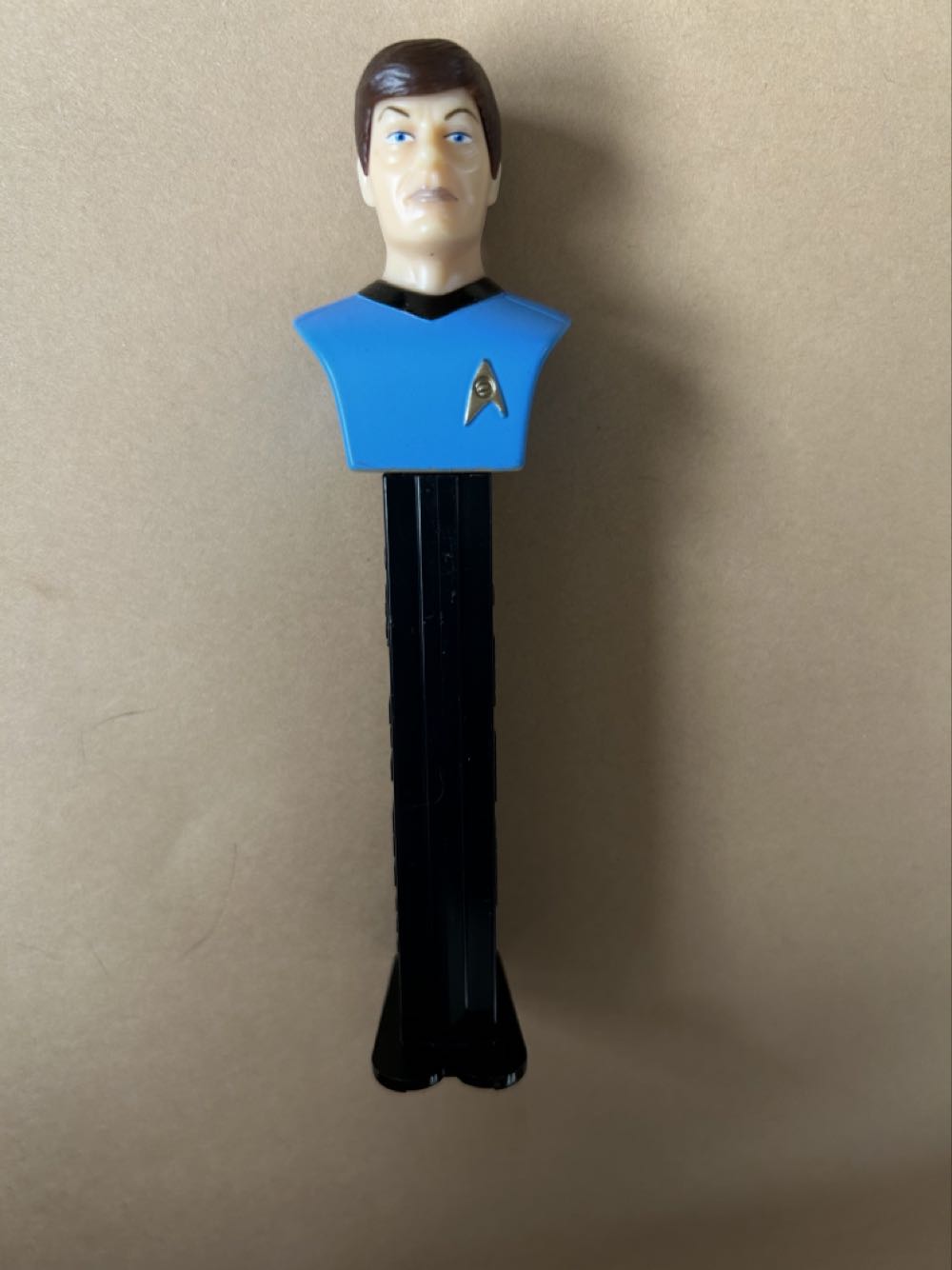 Star Trek - Leonard McCoy - Star Trek: The Original Series pez collectible - Main Image 2