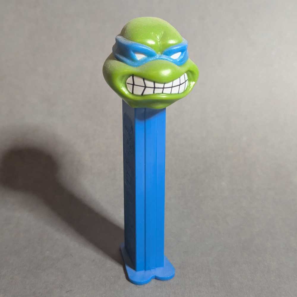 TMNT B - Leonardo B - Books & Comics pez collectible - Main Image 2