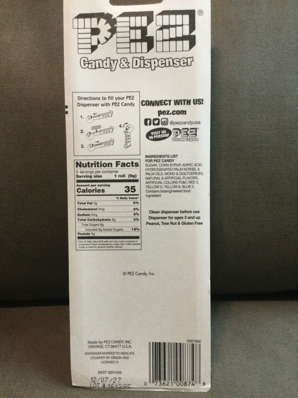 PEZ - Truck E2 White (Raspberry Mascot) - Advertising & Marketing - Trucks pez collectible [Barcode 073621008748] - Main Image 2