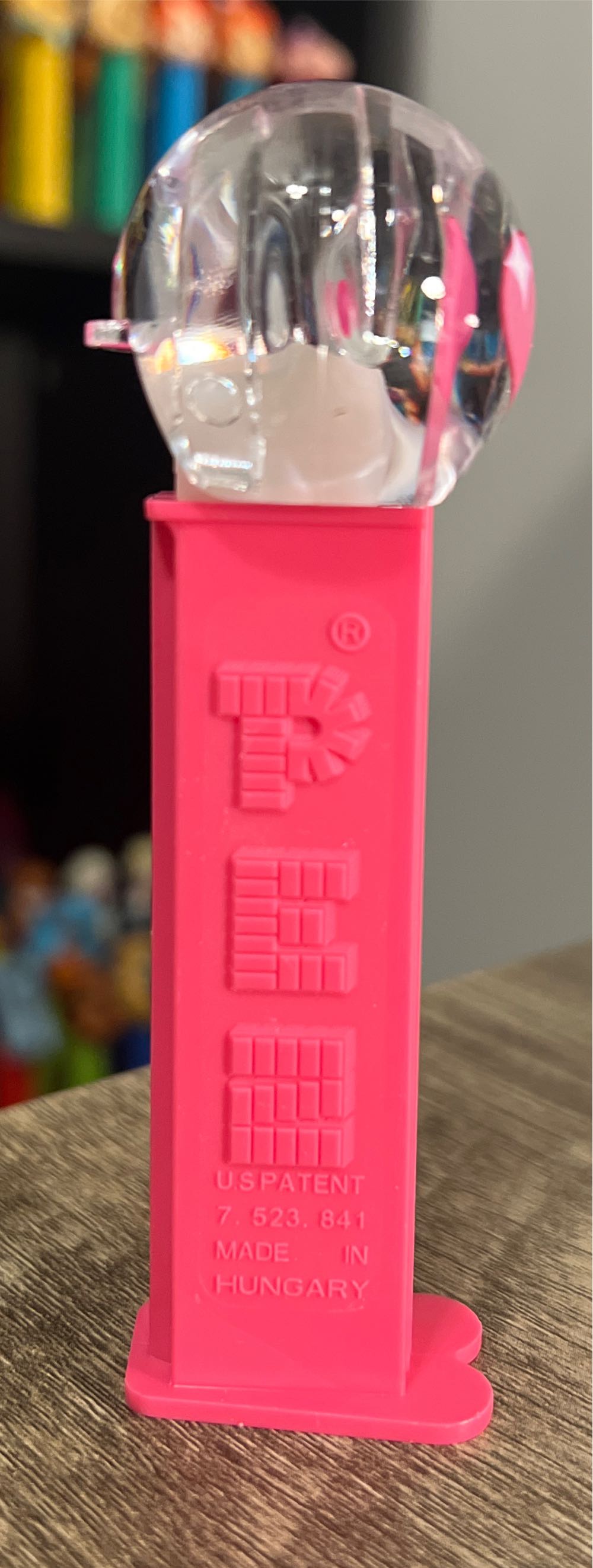 Valentine’s Globe - Pink Heart Crystal Globe - Happy Valentines Day pez collectible [Barcode 073621342149] - Main Image 2