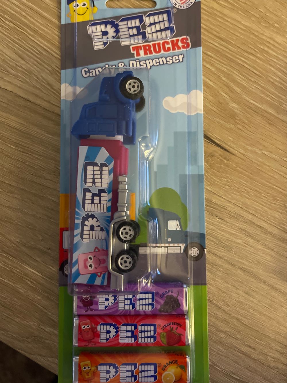 Book: PEZ Collectibles 1st Edition