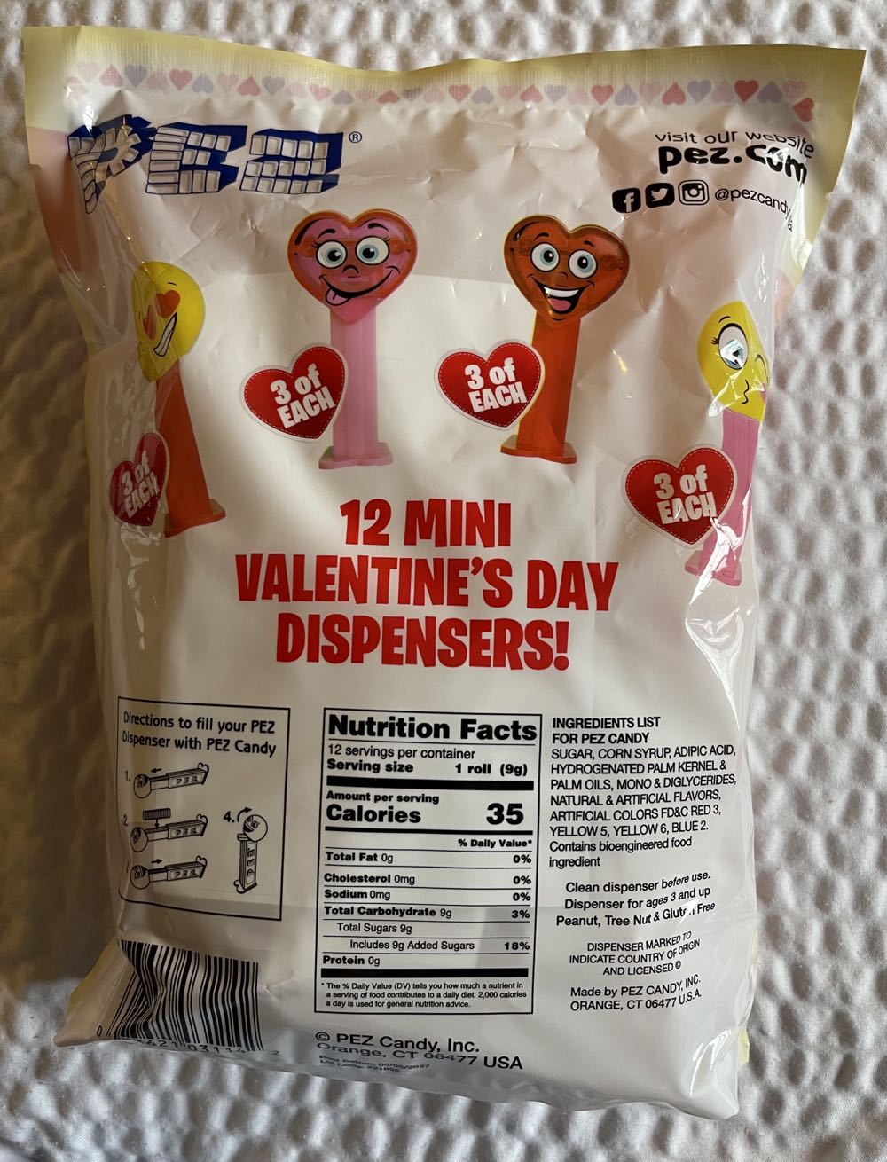 Valentine’s Day - Mini Dispensers - Happy Valentines Day pez collectible [Barcode 073621031142] - Main Image 2