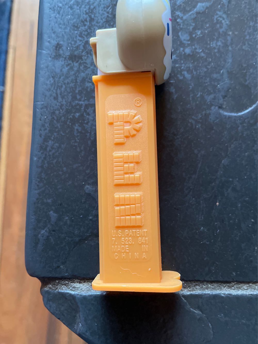 Doughnut - Food pez collectible - Main Image 3