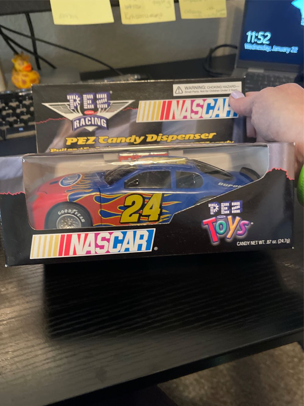 NASCAR 24  pez collectible [Barcode 073621009486] - Main Image 3