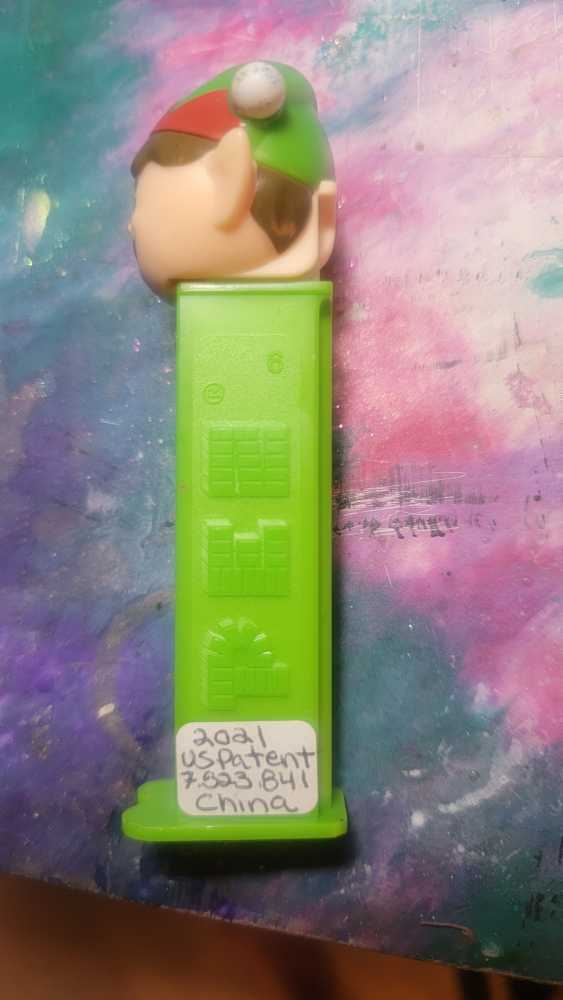 Christmas ELF - Holiday - Christmas pez collectible - Main Image 2