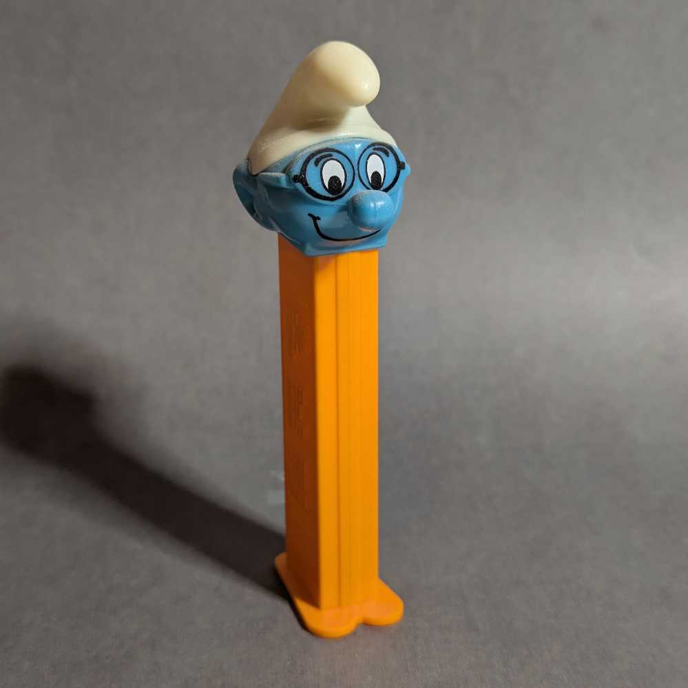 The Smurfs - Brainy Smurf A - Books & Comics pez collectible - Main Image 2