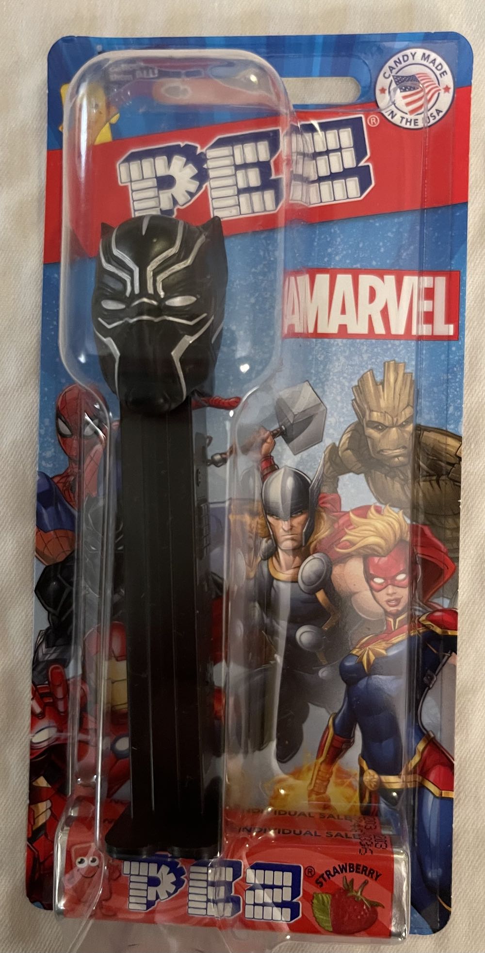 Book: PEZ Collectibles 1st Edition