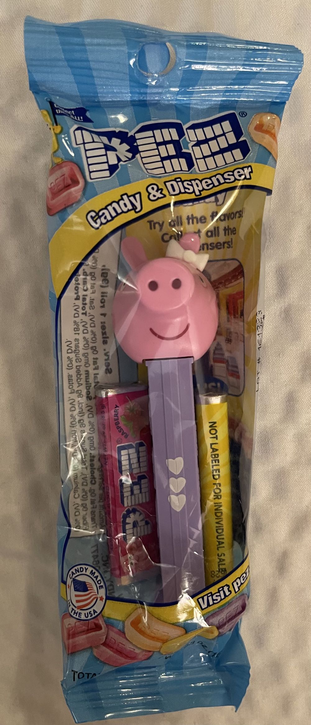 Peppa Pig - W/Hearts  pez collectible [Barcode 073621090026] - Main Image 1
