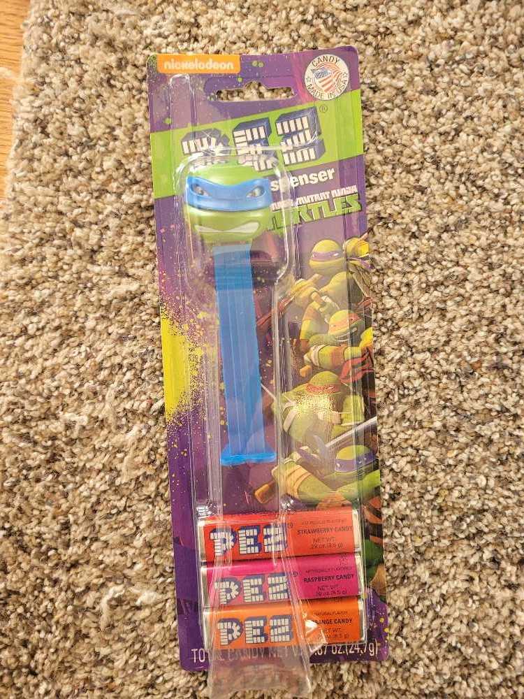 Ninja Turtles - Leonardo  pez collectible - Main Image 2