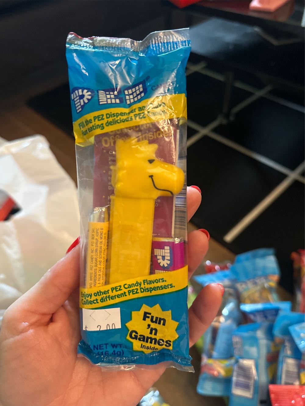 Peanuts - Woodstock  pez collectible [Barcode 073621090026] - Main Image 2