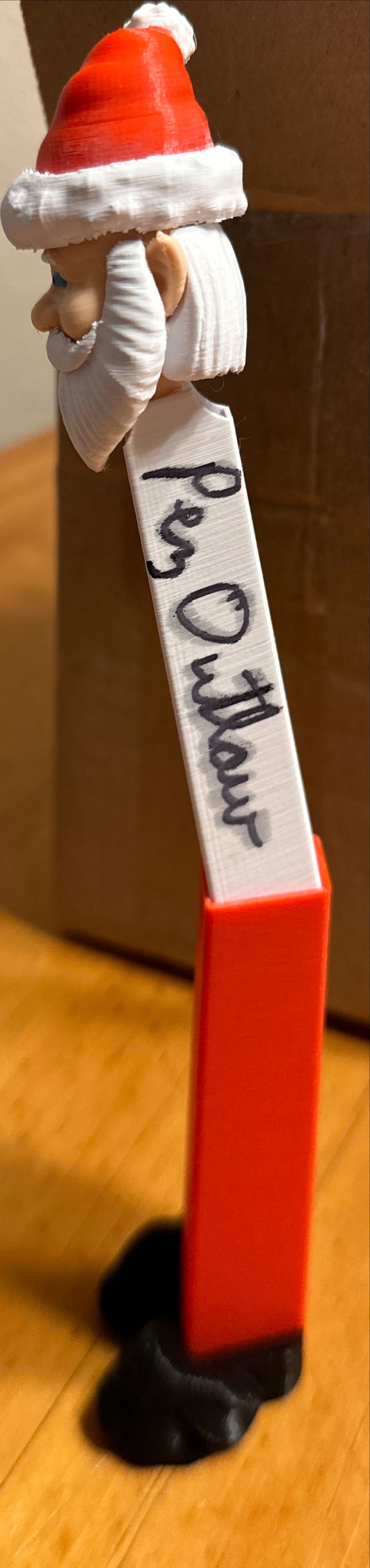 The Pez Outlaw - Santa   pez collectible - Main Image 2