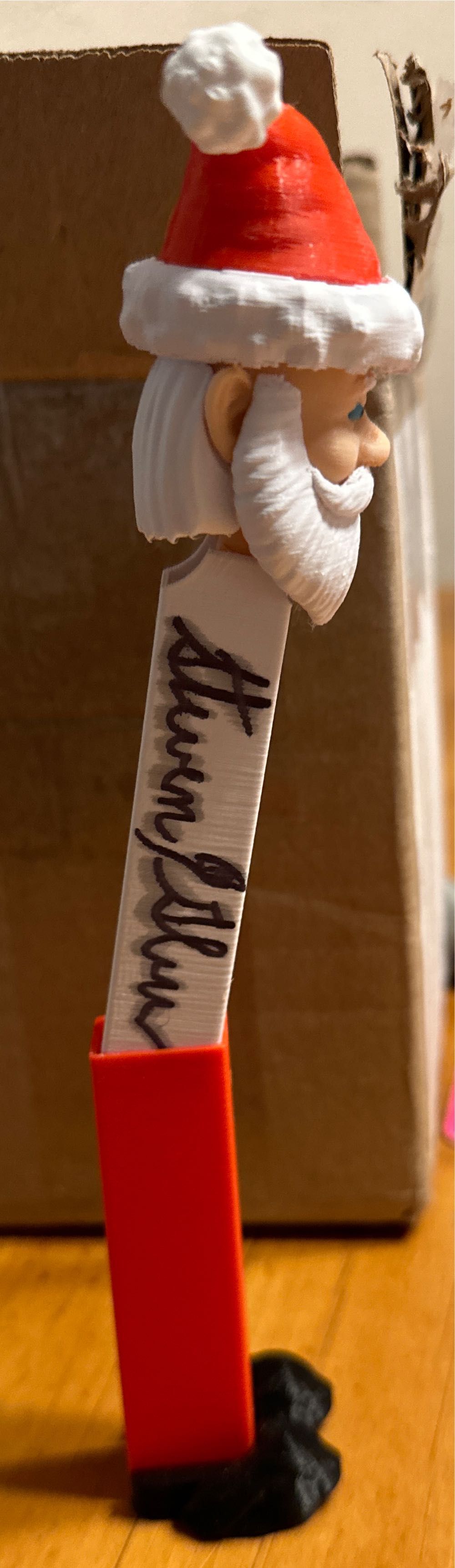 The Pez Outlaw - Santa   pez collectible - Main Image 3