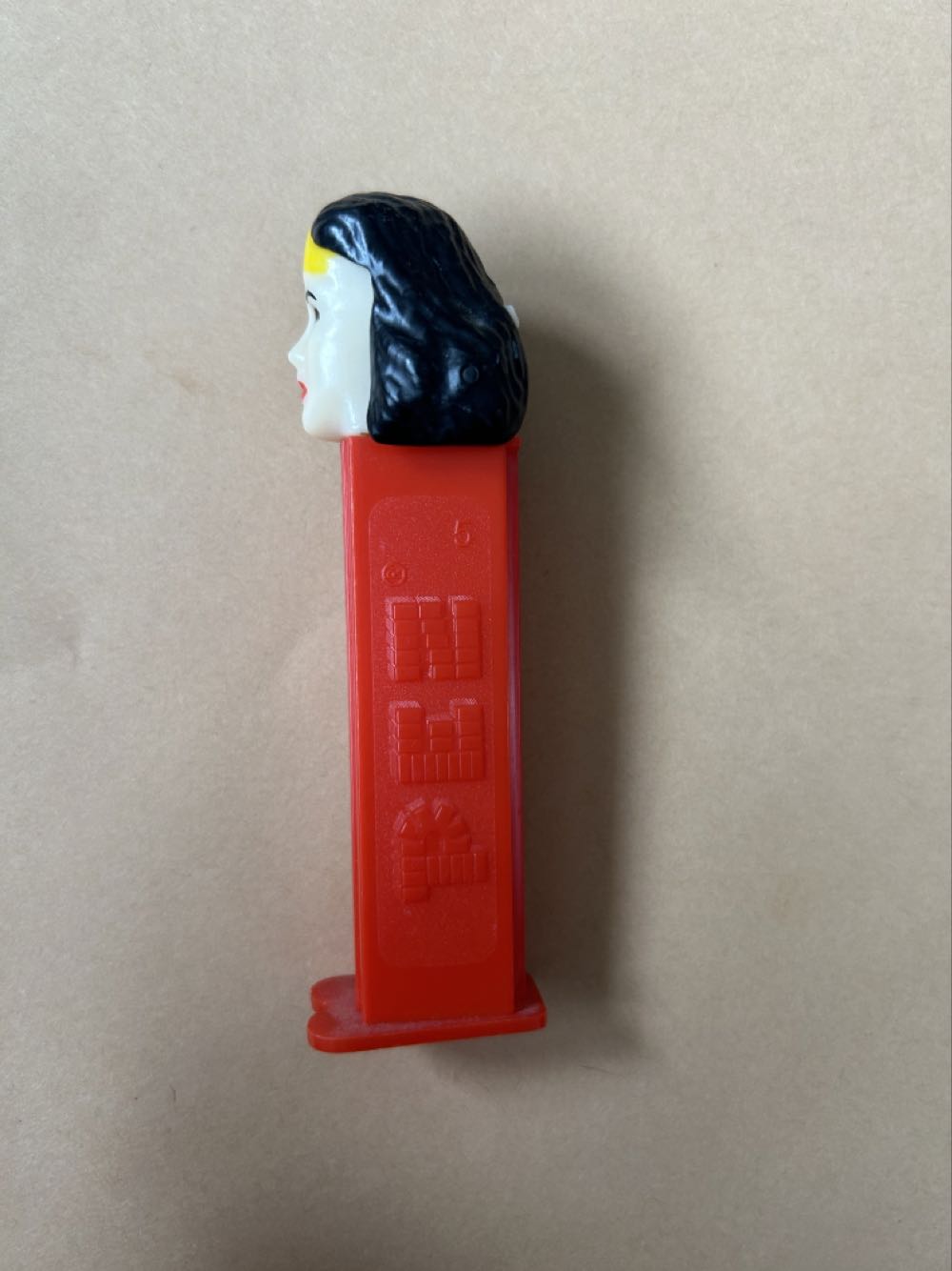 Wonder Woman - DC Comics pez collectible - Main Image 2