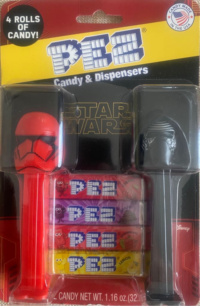 Kylo Ren & Sith Trooper - Twin Pack - Star Wars S11 - The Rise Of Skywalker pez collectible - Main Image 2
