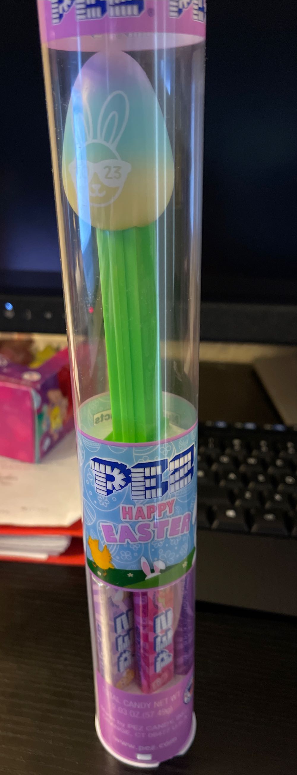 Easter Egg Exclusive Egg Tube 2023 Bunny - Easter pez collectible - Main Image 3