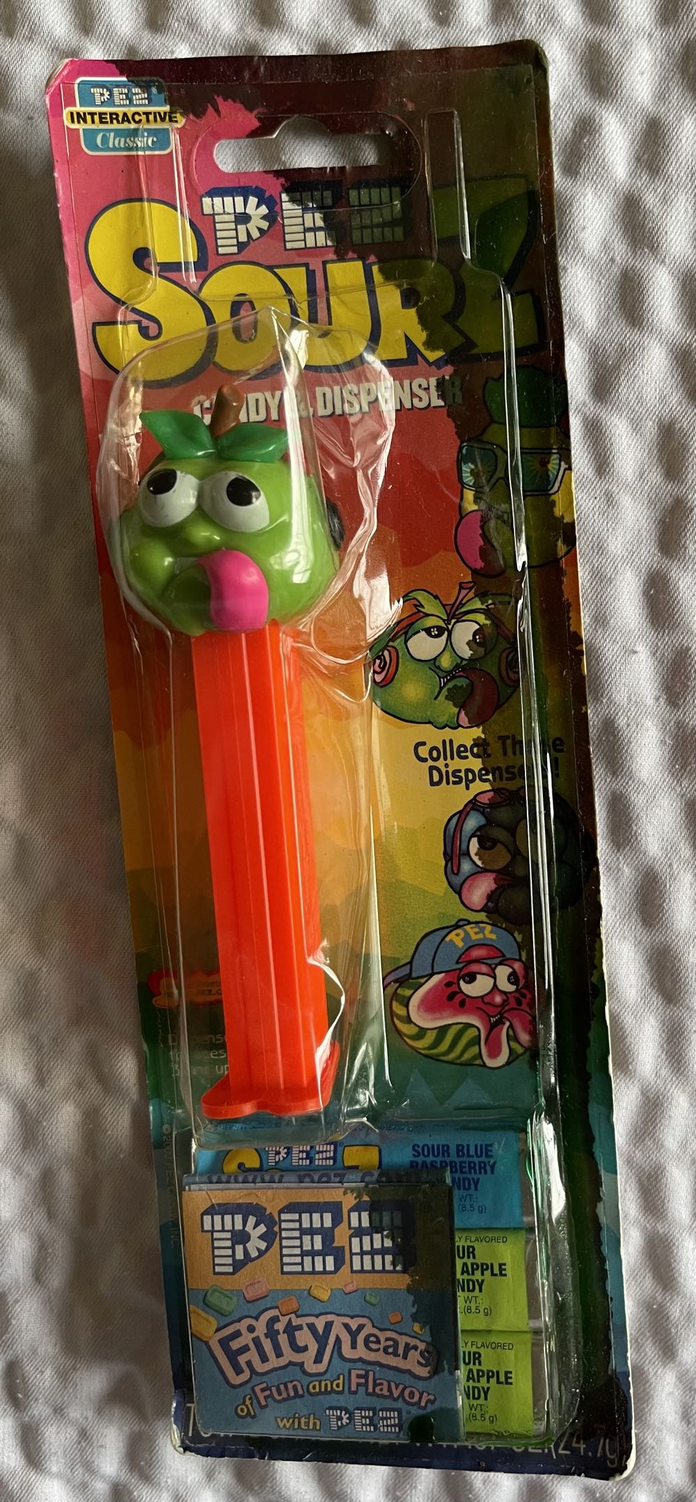 Hello Kitty - Printed Stems - Hello Kitty With Rabbit