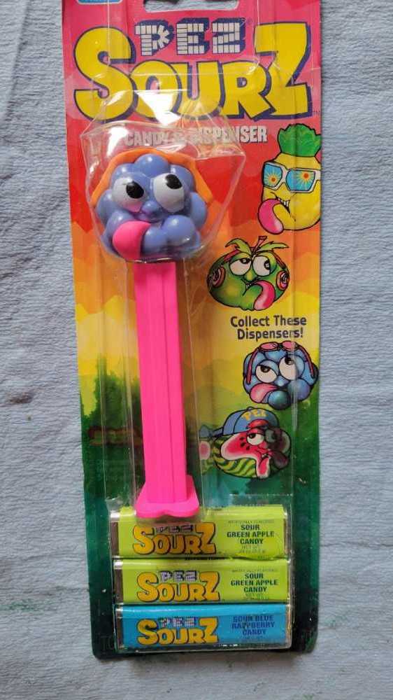 Pez Sourz - Sour Green Apple  pez collectible [Barcode 073621008649] - Main Image 3