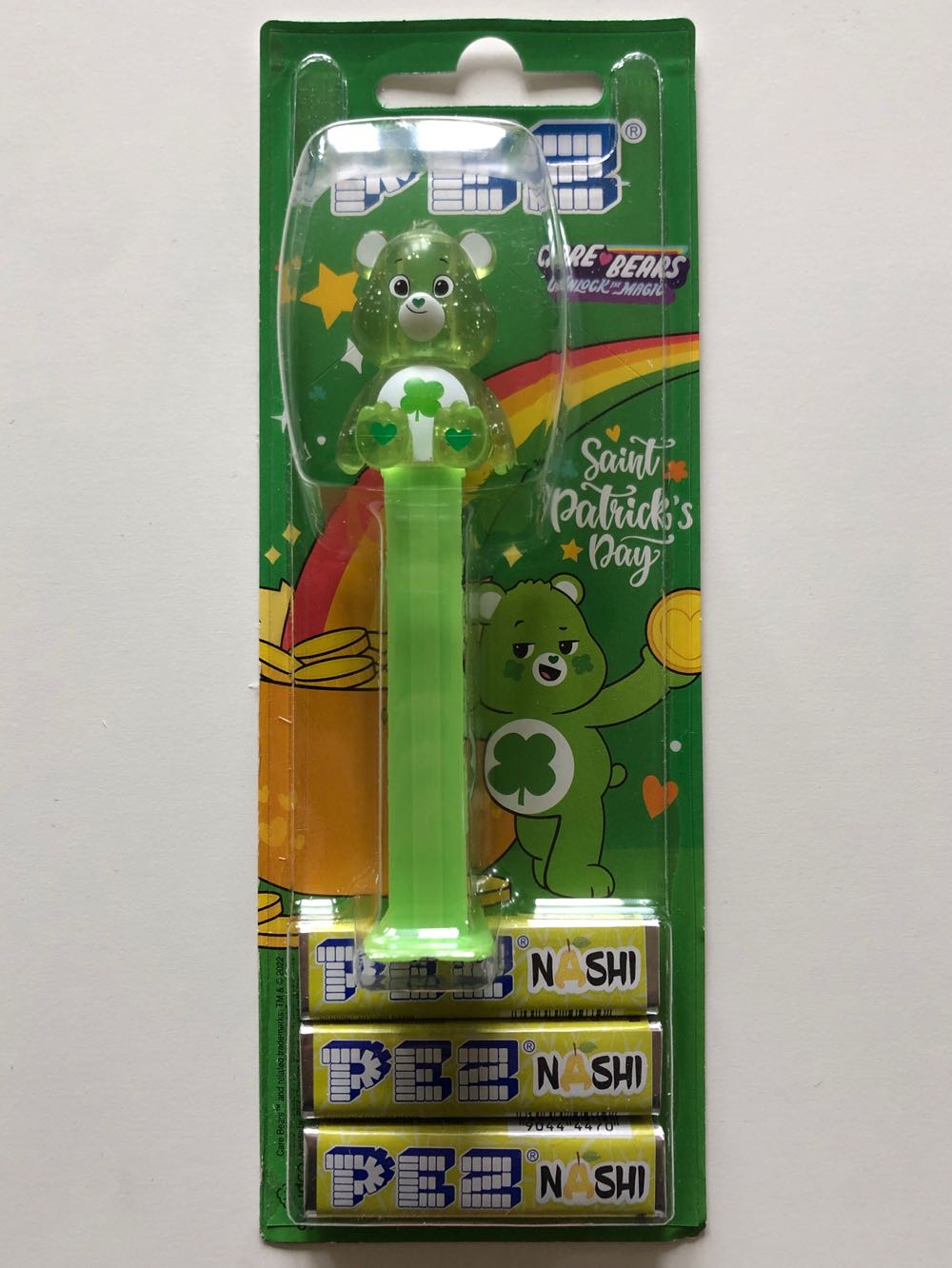 Care Bear Saint Patrick’s Day - Care Bears (Unlock the Magic) pez collectible [Barcode 9044400841000] - Main Image 2