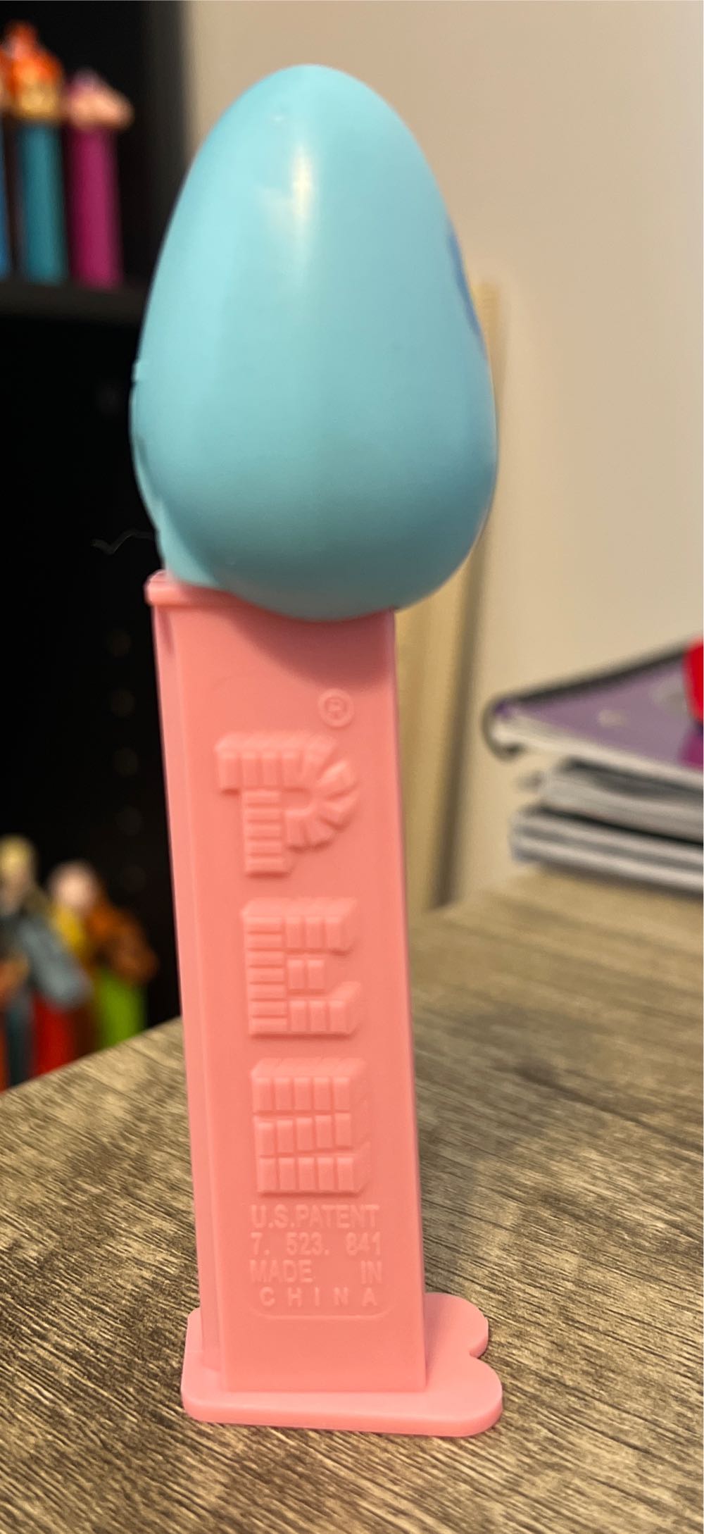 Easter - Egg - Bee & Flower - Easter pez collectible - Main Image 2