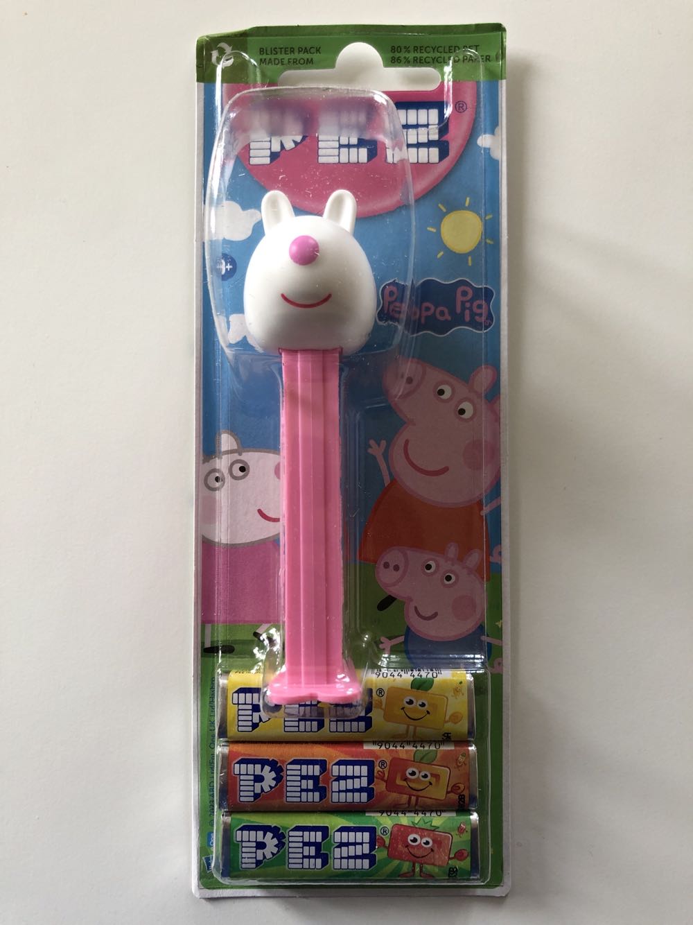 Peppa Pig - Suzy Sheep - Peppa Pig pez collectible - Main Image 2
