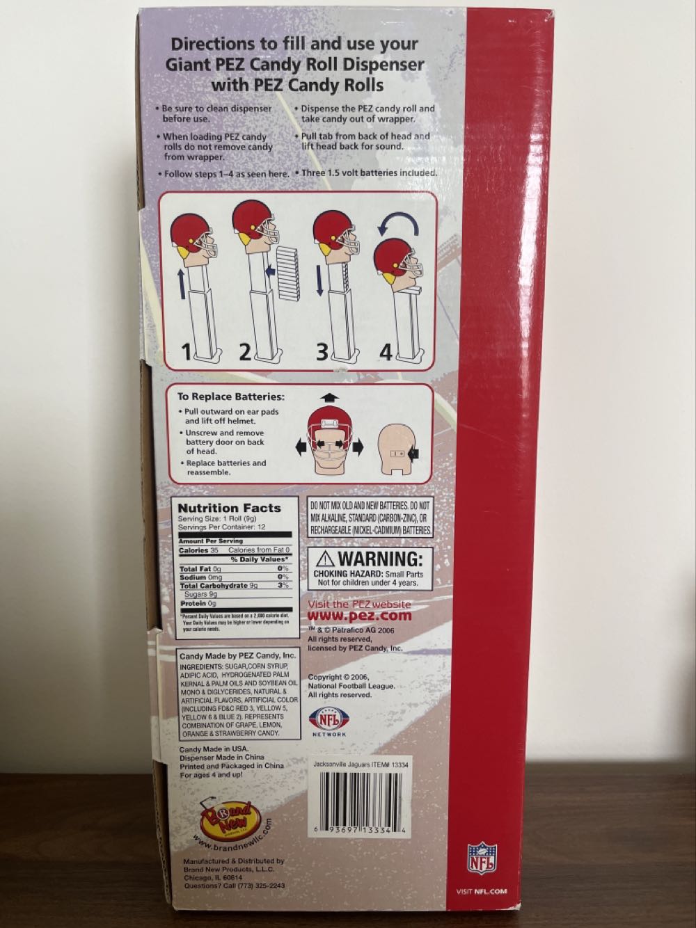 Jacksonville Jaguars - Sports - NFL pez collectible [Barcode 693697133344] - Main Image 2