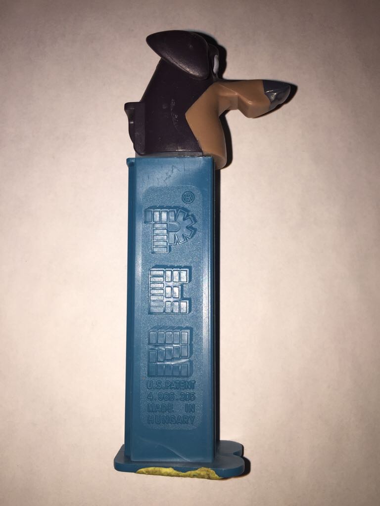 Mr. Weenie The Dog - Open Season pez collectible - Main Image 2