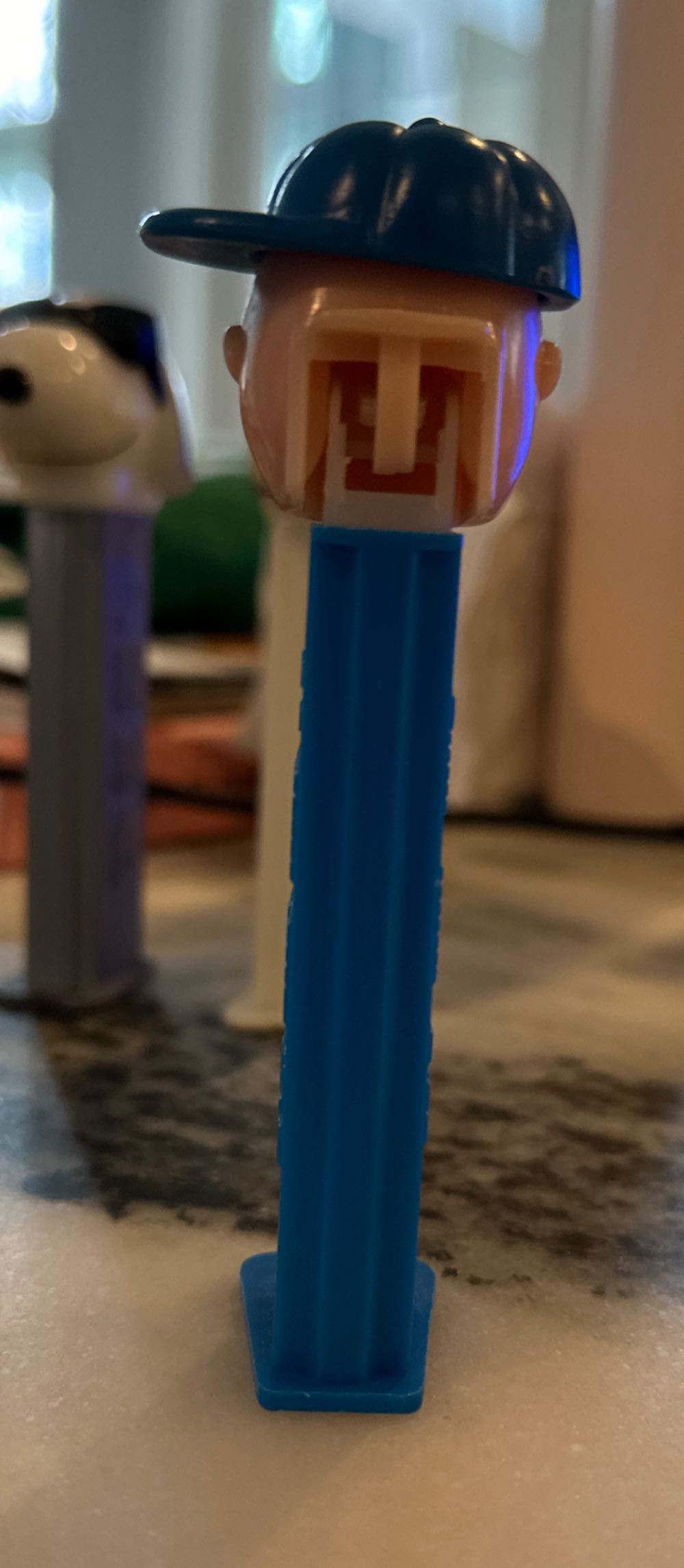 Charlie Brown - PEANUTS pez collectible - Main Image 4