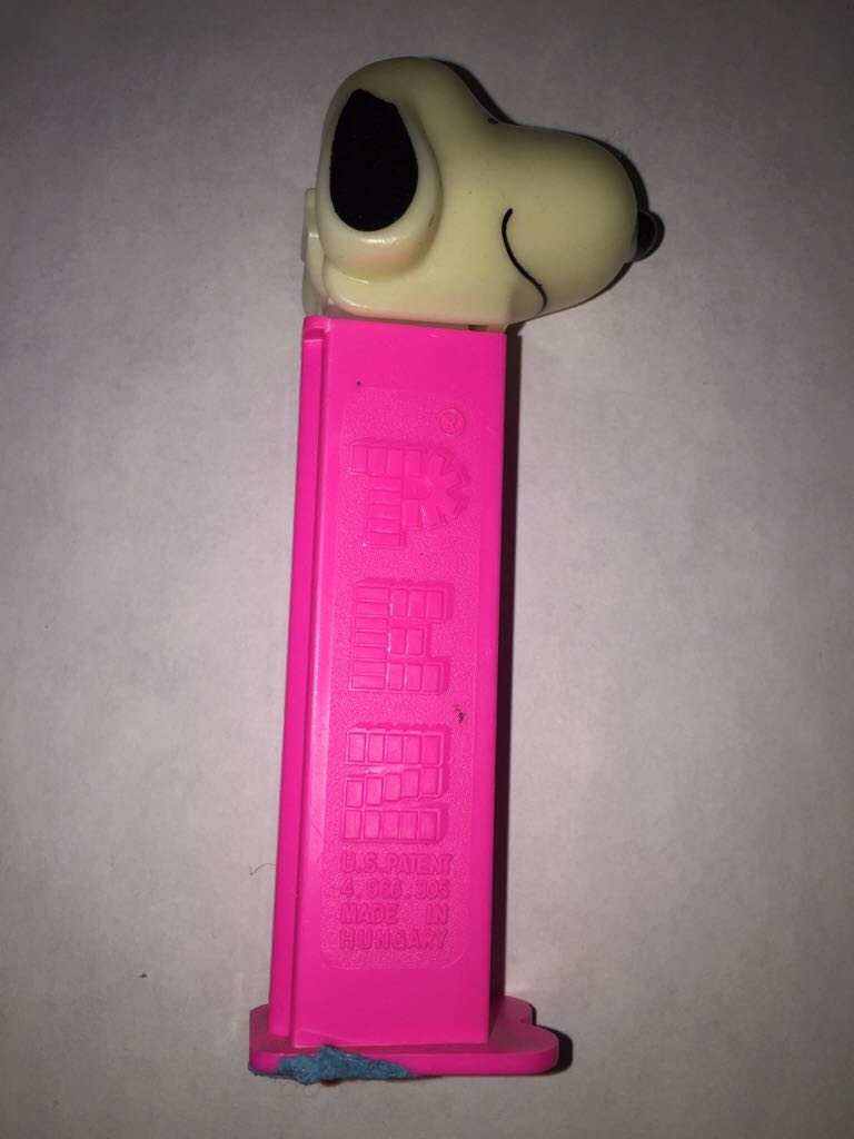 Snoopy - PEANUTS pez collectible - Main Image 2