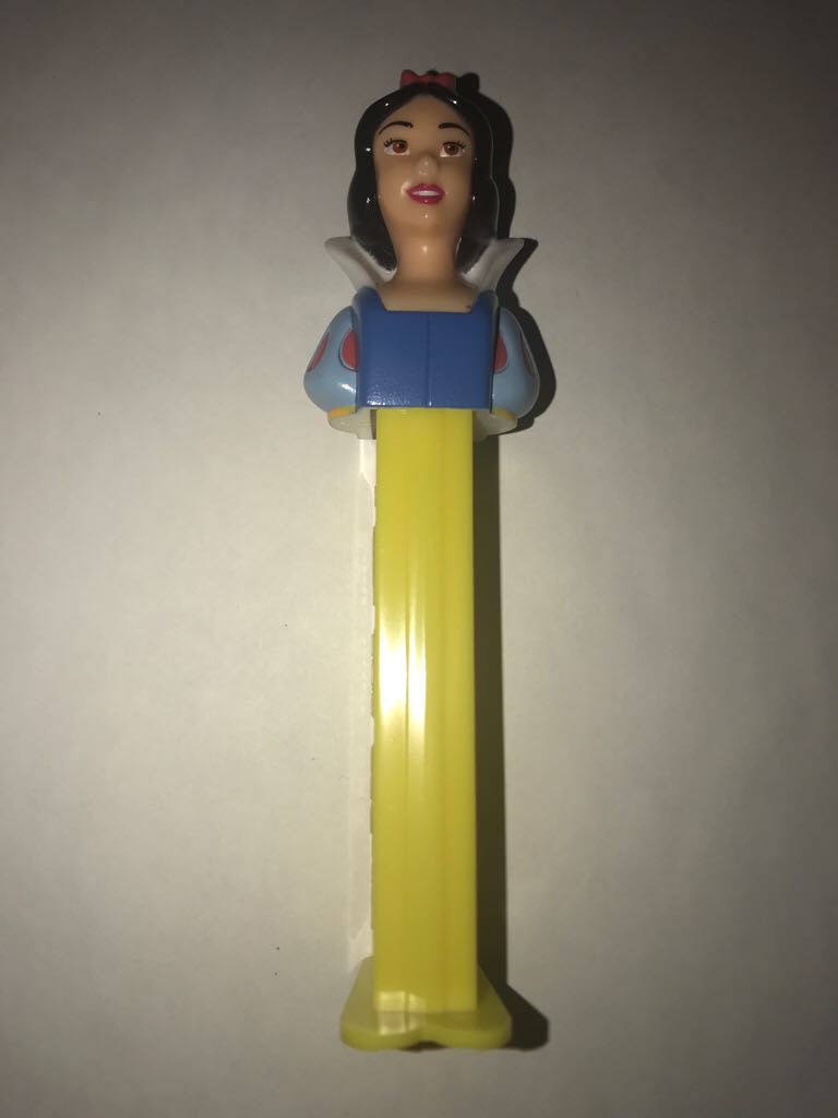 Snow White - Snow White And The Seven Dwarfs pez collectible - Main Image 1
