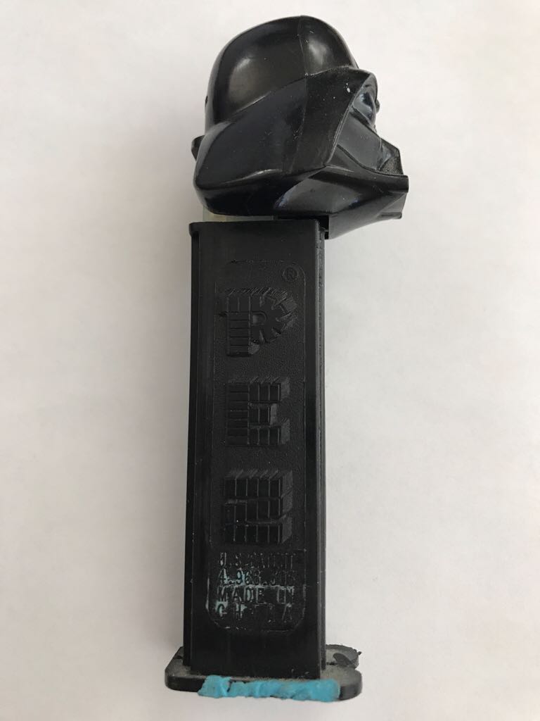 Darth Vader - Star Wars pez collectible - Main Image 2