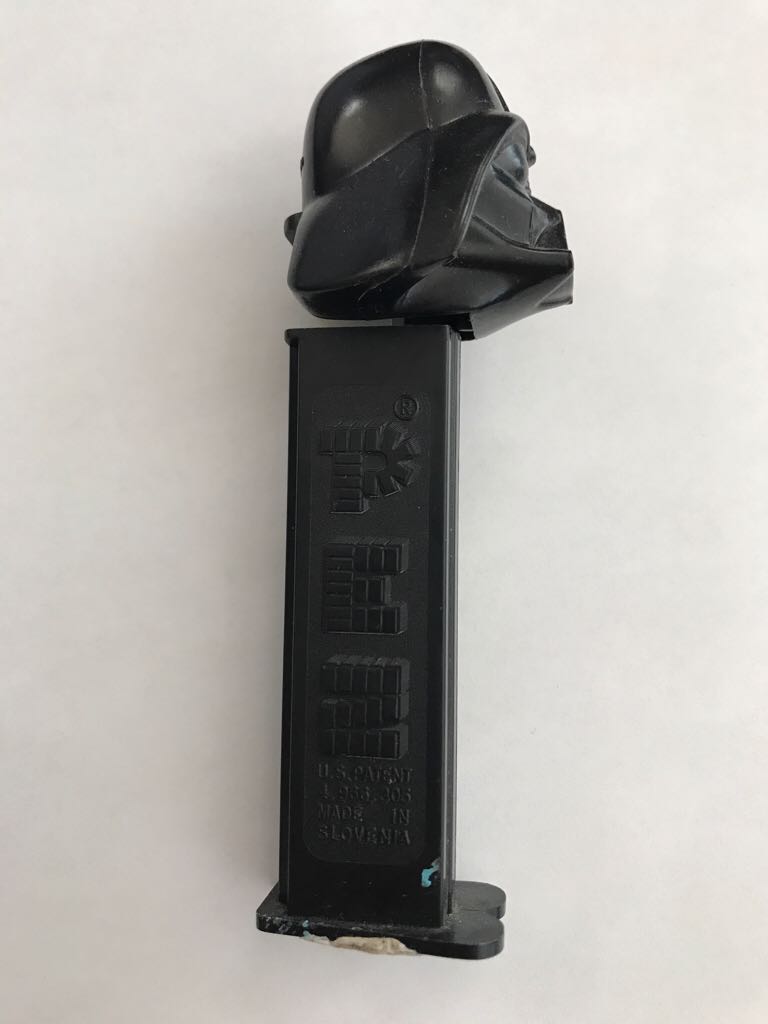 Darth Vader - Star Wars pez collectible - Main Image 2