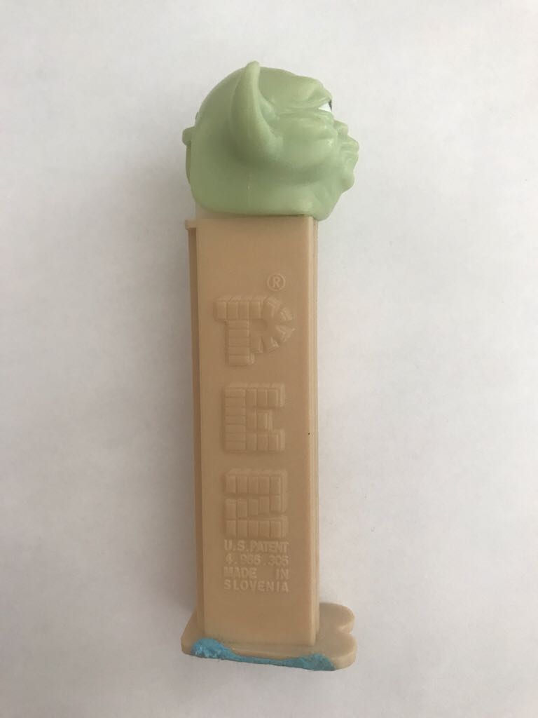 Yoda - Star Wars pez collectible - Main Image 2
