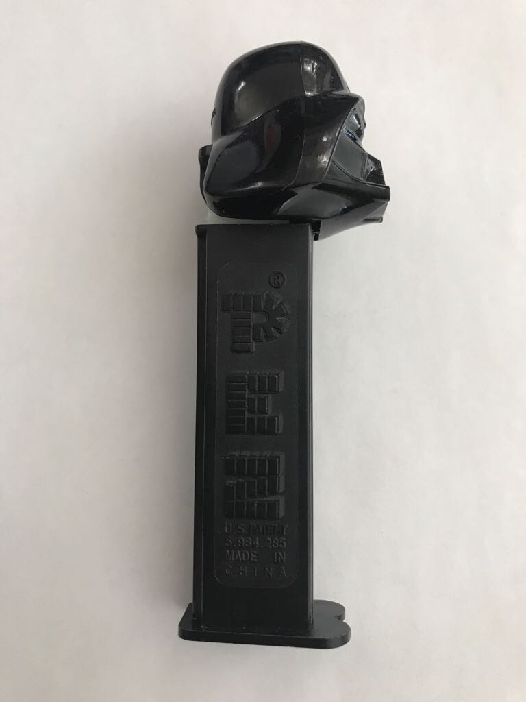 Darth Vader - Star Wars pez collectible - Main Image 2